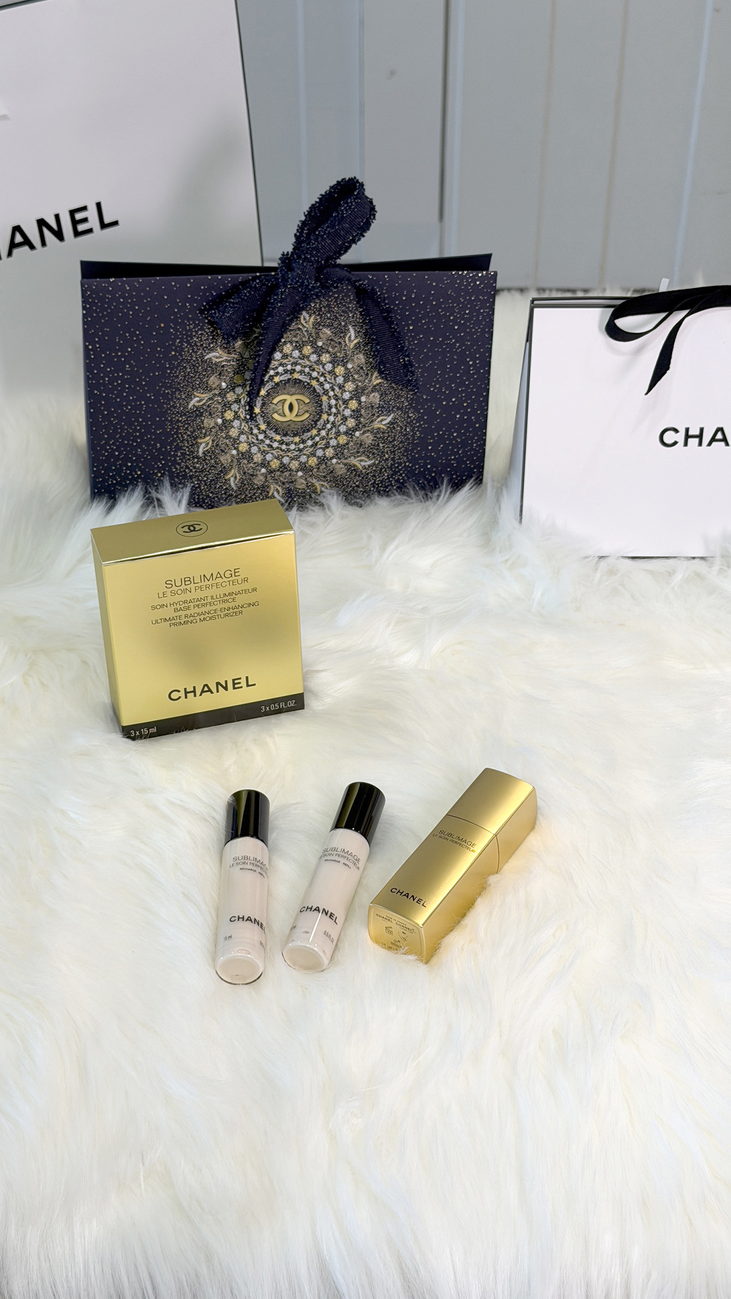 IMG_3737-scaled - 新秘Yuki, 新娘秘書, 台北新秘, 高雄新秘, 新秘彩妝造型, 白色夢幻新秘Yuki, 婚禮婚紗造型, 自助婚紗造型, 婚紗造型, 新娘彩妝造型, 婚禮彩妝造型, 婚紗造型, 自然風格造型, 花草風新秘造型, 花藝設計, 新娘捧花, 新娘飾品, 婚紗飾品, 婚紗捧花