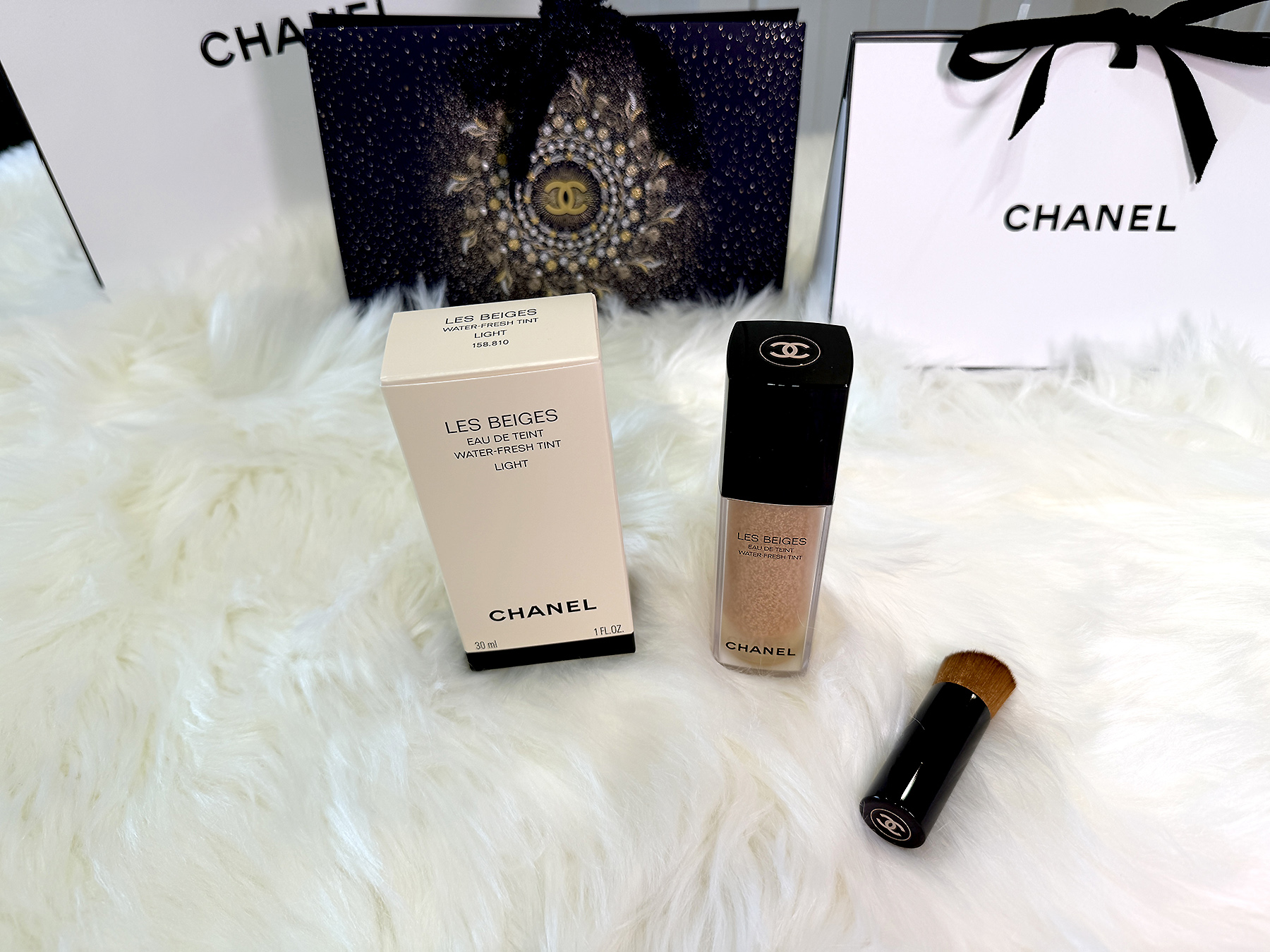 IMG_3742 - 新秘Yuki, 新娘秘書, 台北新秘, 高雄新秘, 新秘彩妝造型, 白色夢幻新秘Yuki, 婚禮婚紗造型, 自助婚紗造型, 婚紗造型, 新娘彩妝造型, 婚禮彩妝造型, 婚紗造型, 自然風格造型, 花草風新秘造型, 花藝設計, 新娘捧花, 新娘飾品, 婚紗飾品, 婚紗捧花